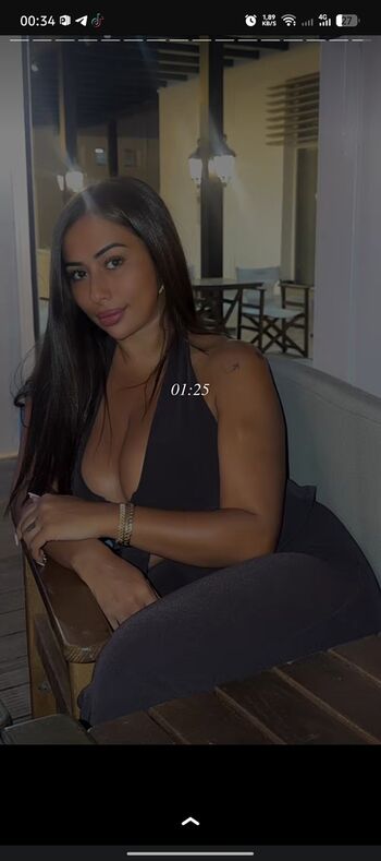 Shainaaa489