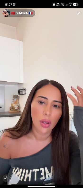 Shainaaa489