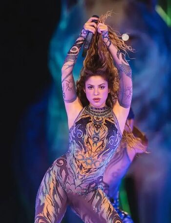 Full leaked Shakira  page private photo