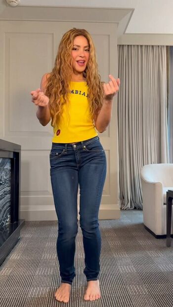 Full leaked Shakira private photo