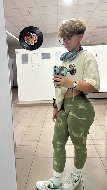 Full leaked Shaniah private photo