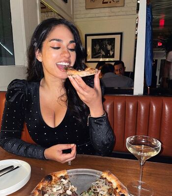 Full leaked Sharon carpenter page private photo