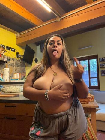 Full leaked Sharon casella private photo