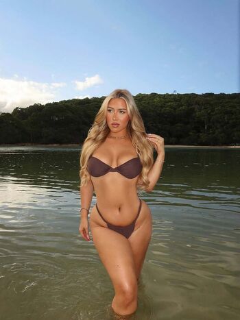 Full leaked Sharon lee private photo