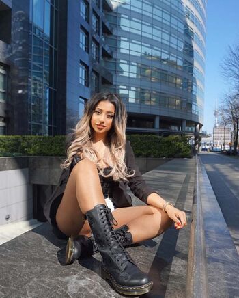 Full leaked Shaweena page private photo