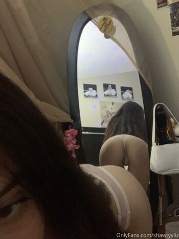 Full leaked Shawtyyliz private photo