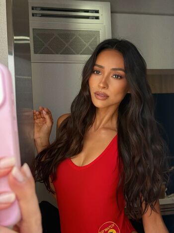 Full leaked Shay mitchell private photo