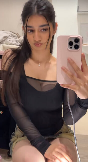 Full leaked Shayax private photo