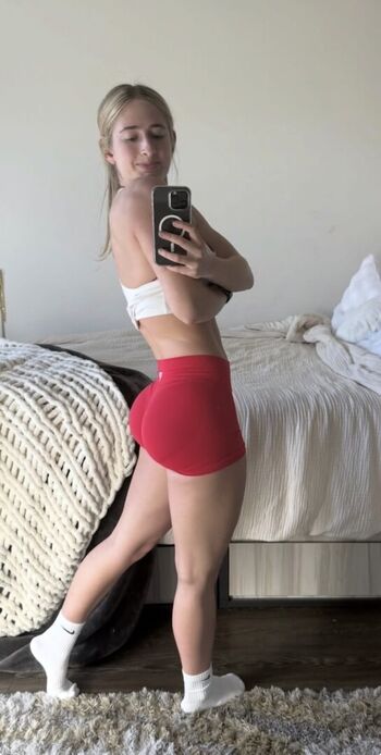 Full leaked Shealift private photo