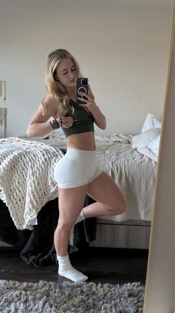 Full leaked Shealift private photo