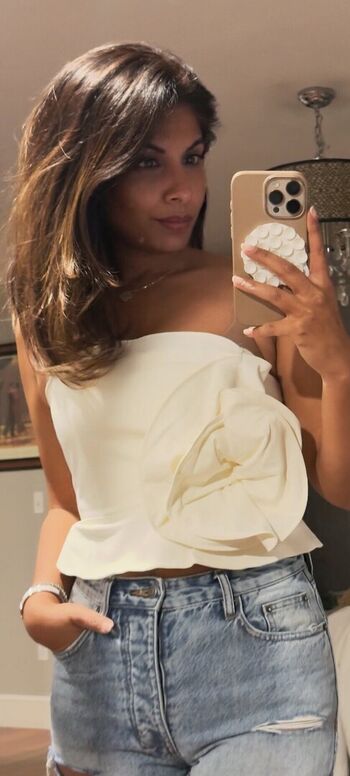 Full leaked Sheena melwani private photo