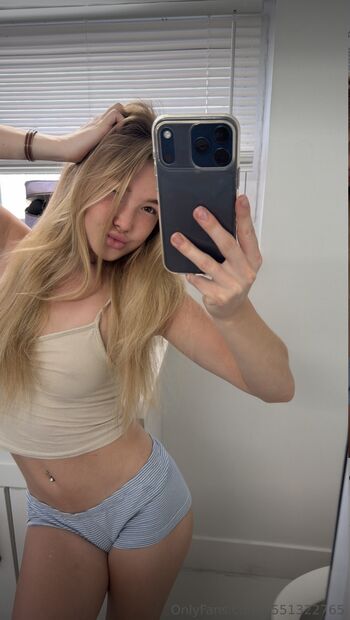 Full leaked Shelby carter private photo