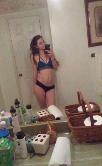 Full leaked Shelby page private photo