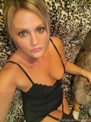 Full leaked Shellbell private photo