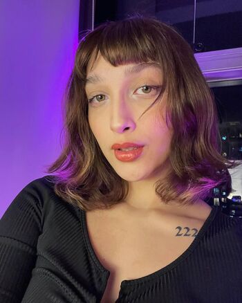 Full leaked Shellycattini private photo