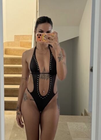 Full leaked Sherine berry private photo