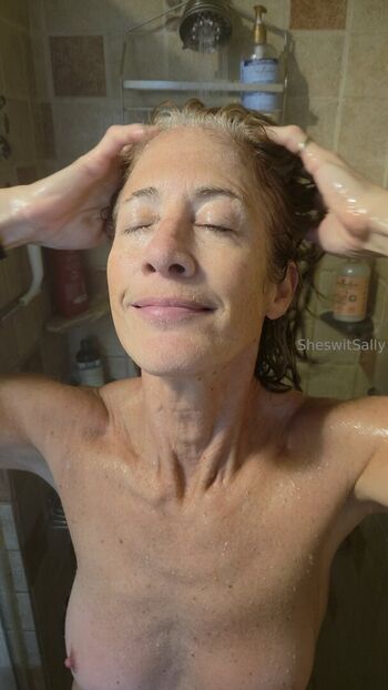 Full leaked Sheswitme private photo