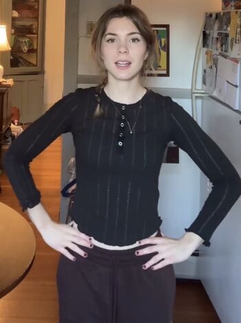 Full leaked Sheteachesart private photo