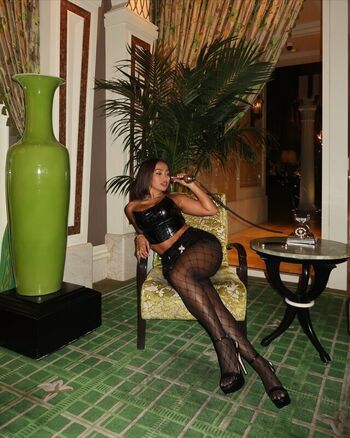Full leaked Shey starr private photo