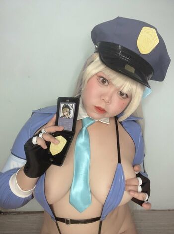 Full leaked Shi shio private photo