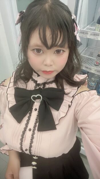 Full leaked Shi shio private photo