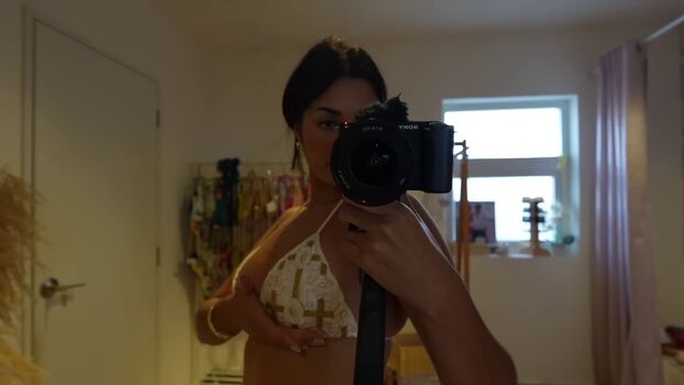Full leaked Shirin azami private photo