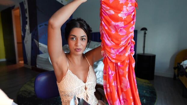 Full leaked Shirin azami page private photo