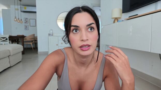 Full leaked Shirin azami private photo