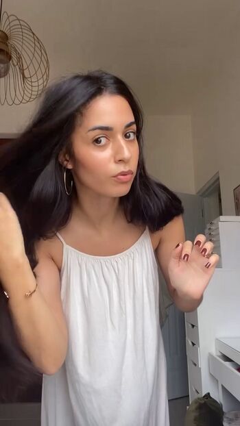 Full leaked Shirin azami page private photo