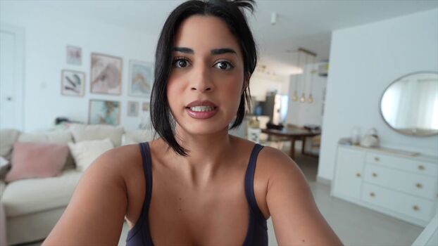 Full leaked Shirin azami page private photo