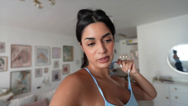 Full leaked Shirin azami private photo