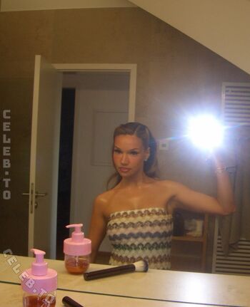 Full leaked Shirin david private photo
