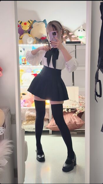 Full leaked Shiro kitsune private photo