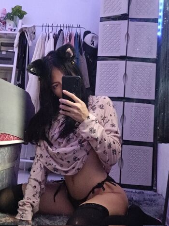 Full leaked Shiszou private photo