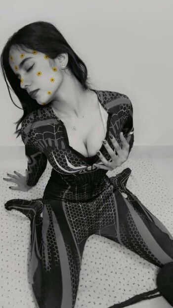 Full leaked Shivani private photo
