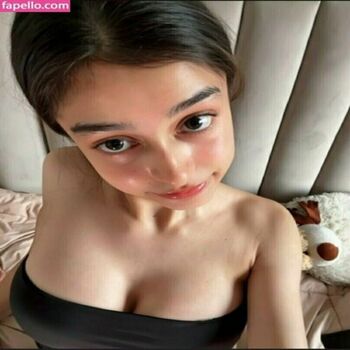 Full leaked Shivanya private photo