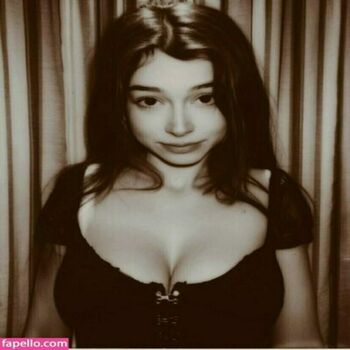 Full leaked Shivanya private photo