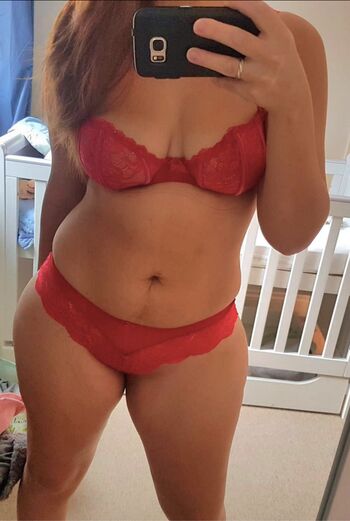 Full leaked Show your girlfriend private photo