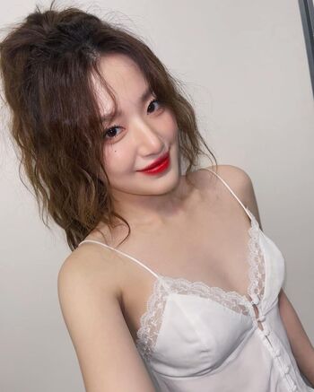 Full leaked Shuhua page private photo
