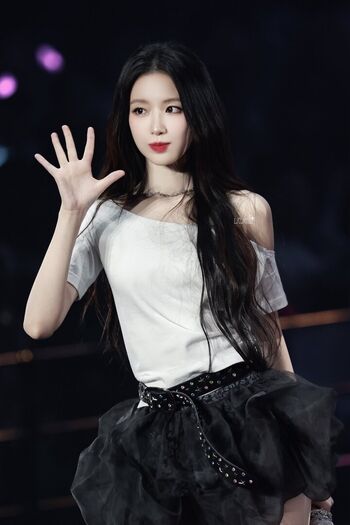 Full leaked Shuhua page private photo