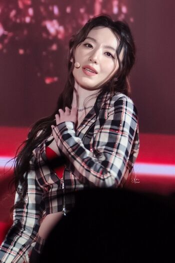 Full leaked Shuhua private photo