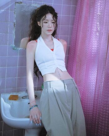 Full leaked Shuhua page private photo