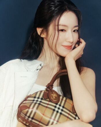 Full leaked Shuhua page private photo