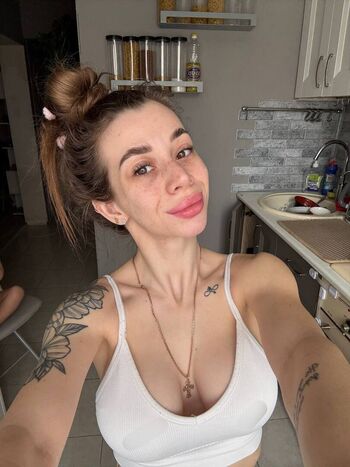 Full leaked Shundel private photo