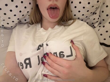Full leaked Shutupmelissa private photo