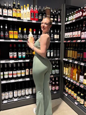 Full leaked Shutupmelissa private photo