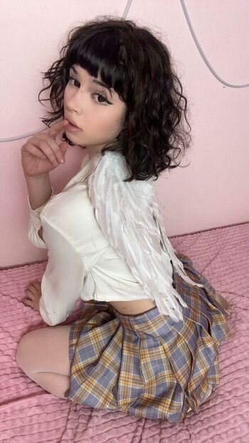 Full leaked Shymoonwaify page private photo