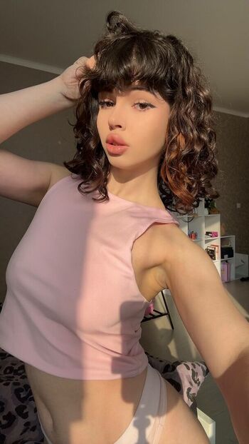 Full leaked Shymoonwaify page private photo