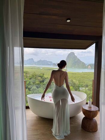 Full leaked Si young private photo