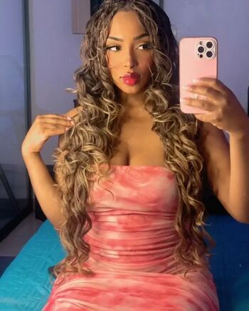 Full leaked Sia adams private photo